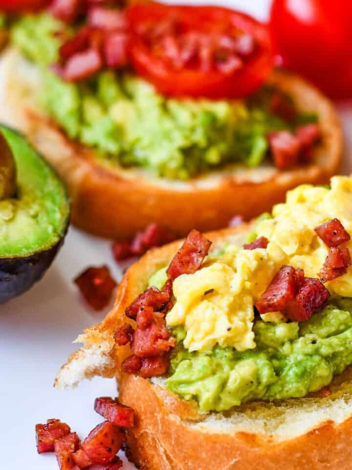 Avocado Toast with Egg