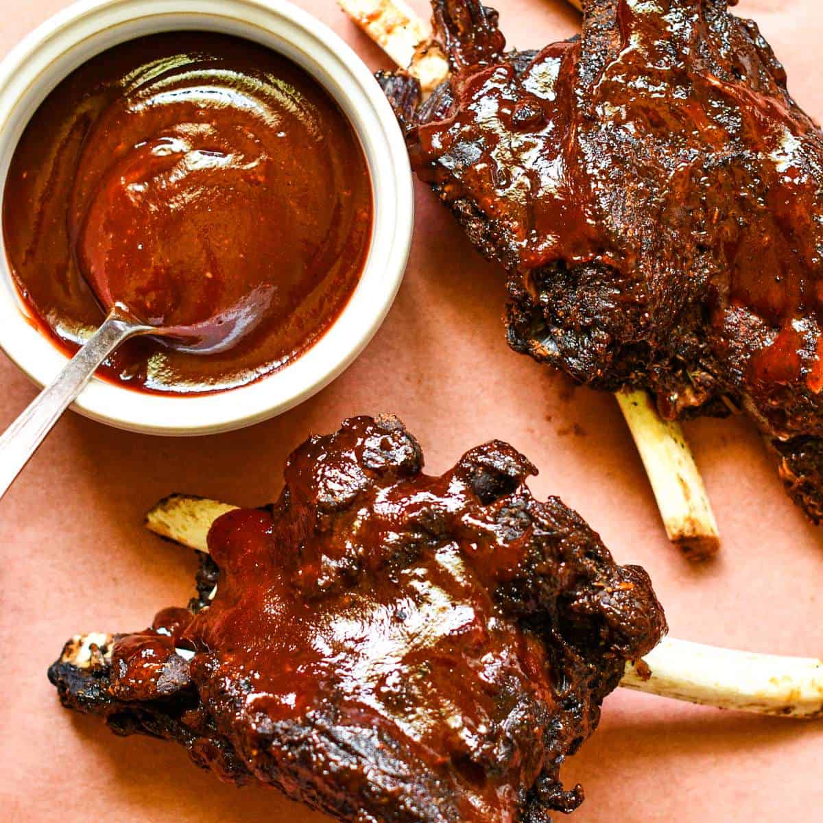 Elk ribs and BBQ sauce