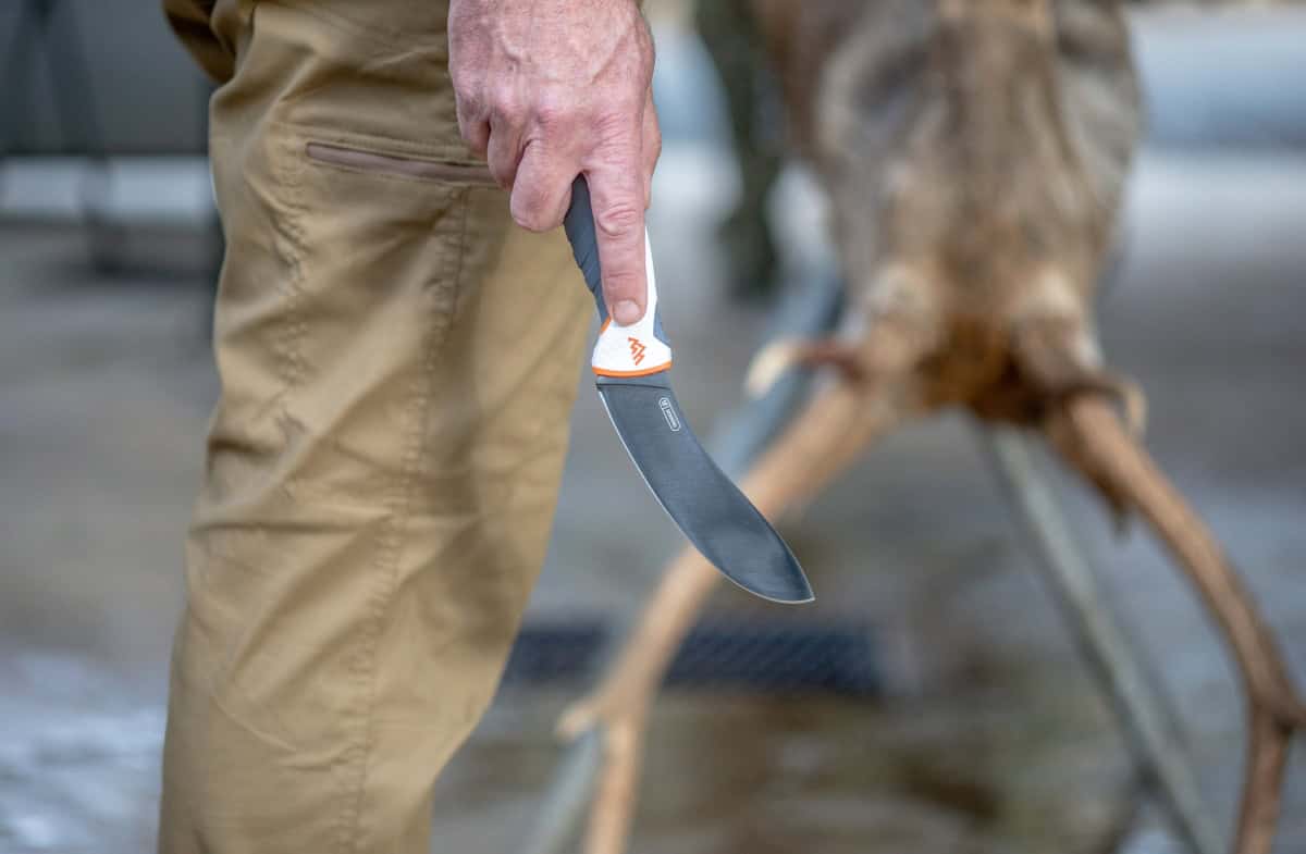 Jeff Benda holding Outdoor Edge Skinning Knife